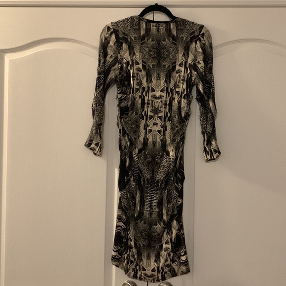 Great Artelier Nicole Miller dress - Picture 6 of 9